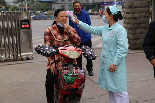 2020.1.24民政厅领导视察及公寓疫情防控措施 (21)_副本.jpg