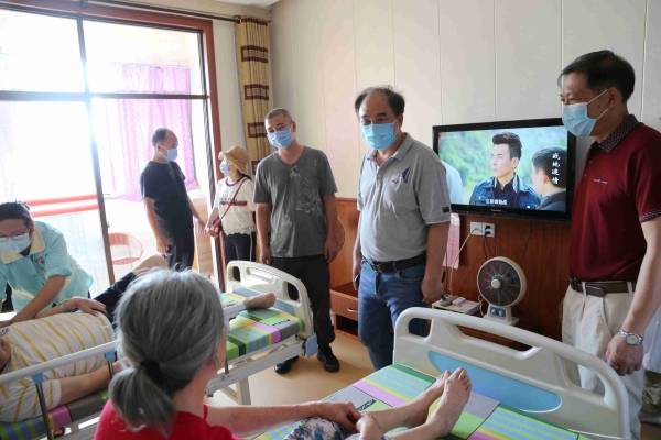 2020.6.22领导视察 (40)_副本_副本.jpg 2020.6.22领导视察 (40)_副本_副本.jpg